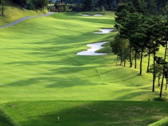 軽井沢リゾートゴルフ場でのコース管理の求人画像